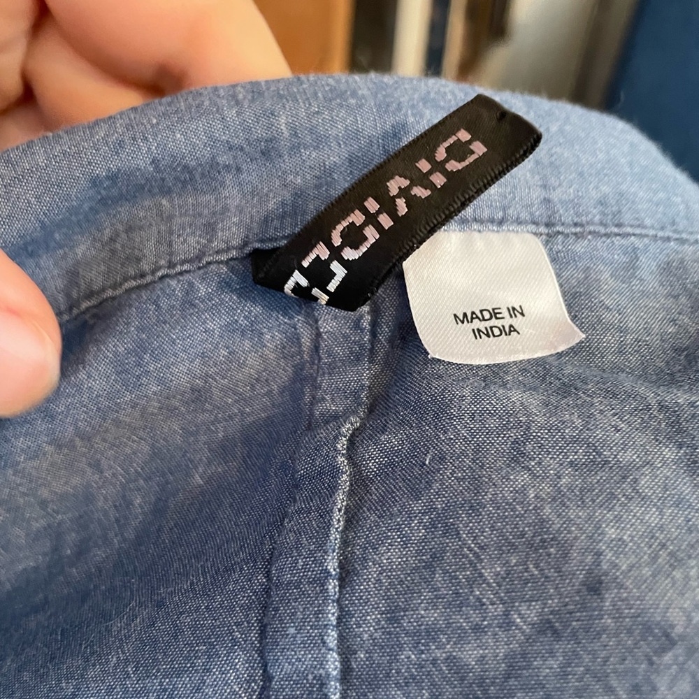 Blue Button-Up Women's Top - Picture 8 of 9